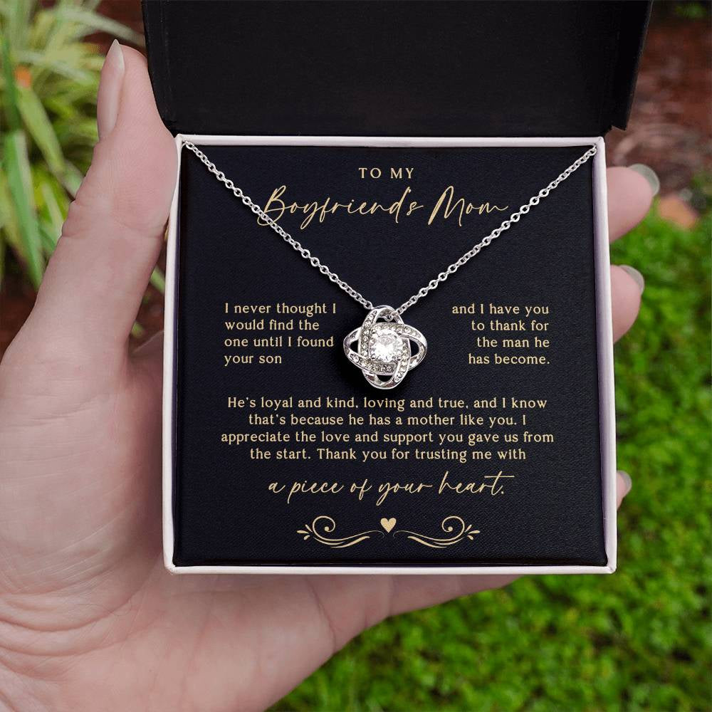 A Piece of Your Heart Boyfriend'S Mom Necklace