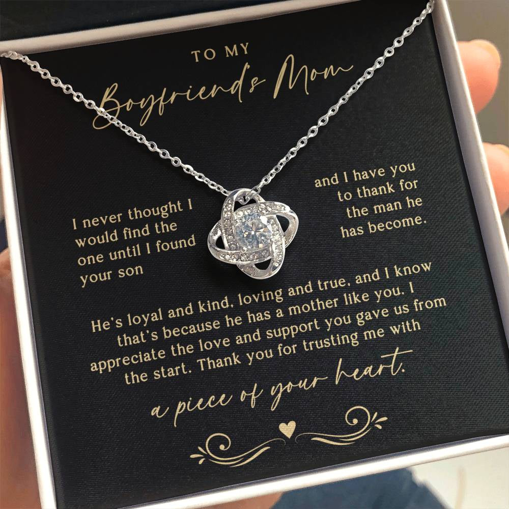 A Piece of Your Heart Boyfriend'S Mom Necklace